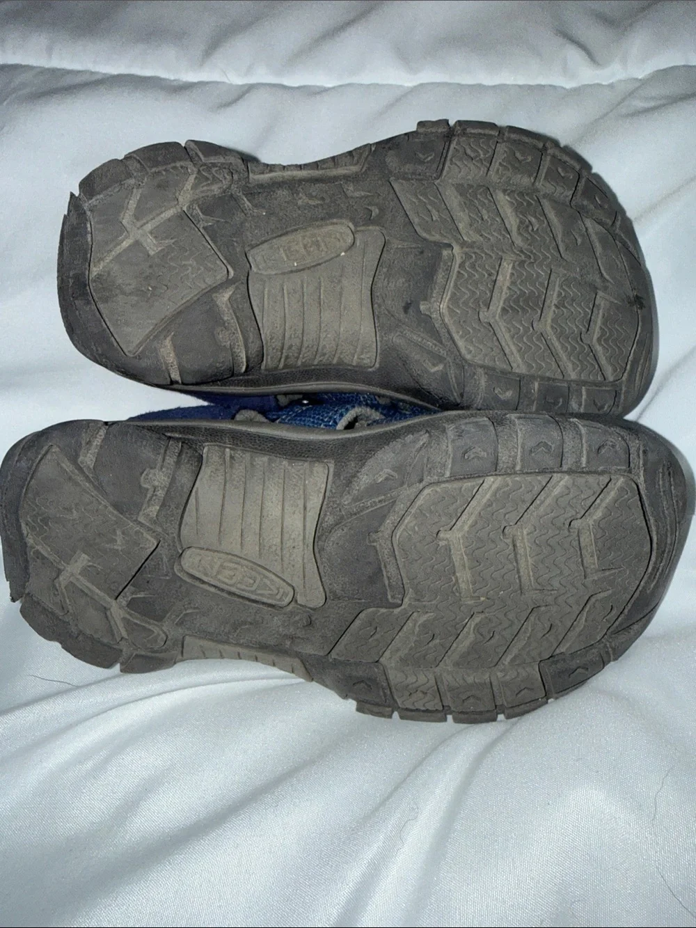 Keen Newport H2 Kids Sandals Blue Depths Gargoyle Size 9 Good Condition